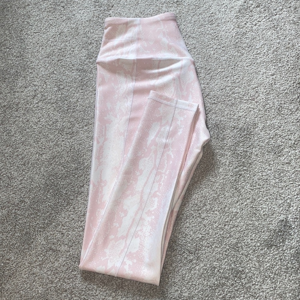 NWOT Calia by Carrie Underwood Leggings